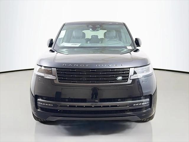 2026 Land Rover Range Rover P400 SE 7 Seat