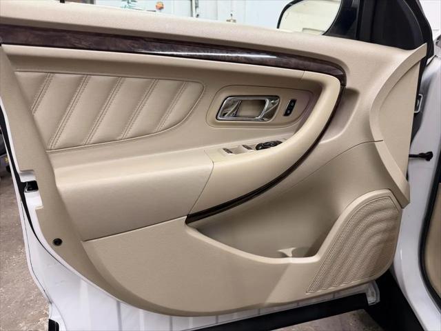 2016 Ford Taurus Limited