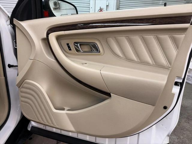 2016 Ford Taurus Limited
