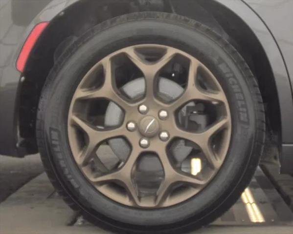 2016 Chrysler 300 300S Alloy Edition