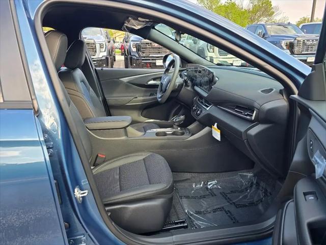 2026 Buick NV Preferred FWD