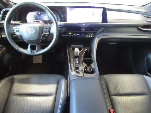2024 Toyota Crown Platinum