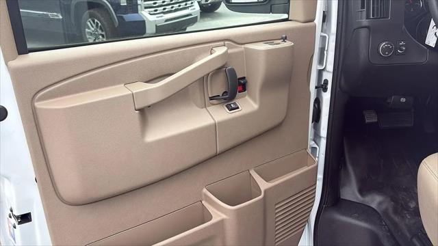 2026 GMC Savana Cargo 2500 Extended Wheelbase, Work Van, RWD