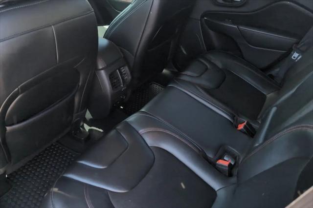 2020 Jeep Cherokee Trailhawk
