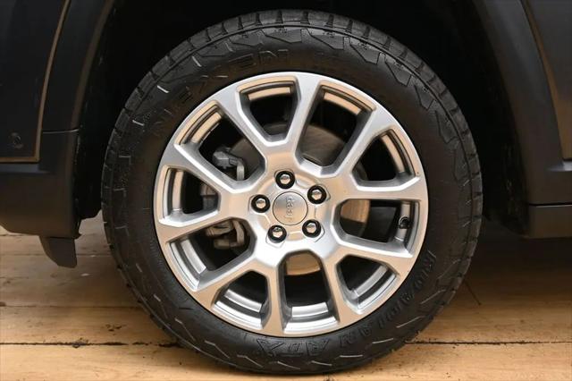 2022 Jeep Compass Latitude Lux 4x4
