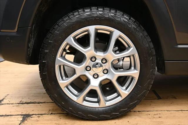 2022 Jeep Compass Latitude Lux 4x4