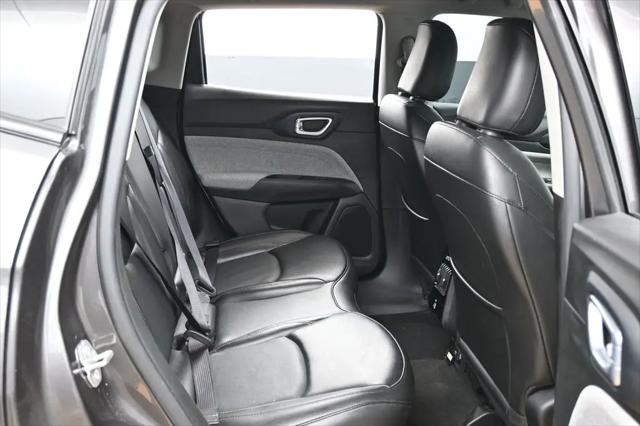 2022 Jeep Compass Latitude Lux 4x4