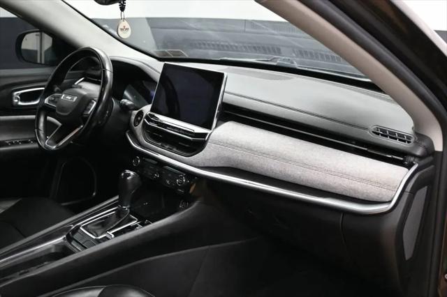 2022 Jeep Compass Latitude Lux 4x4