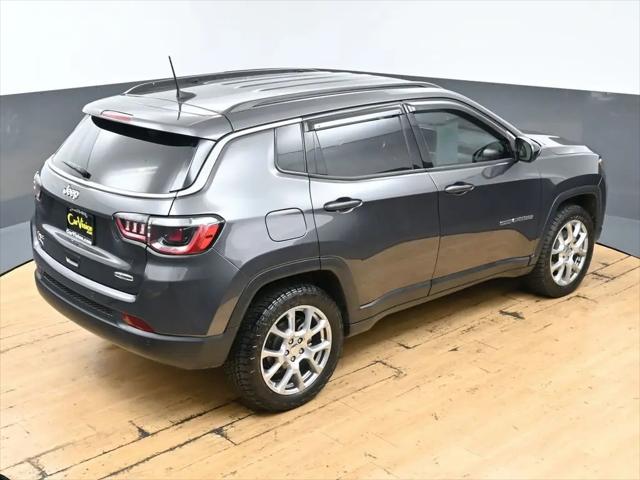 2022 Jeep Compass Latitude Lux 4x4