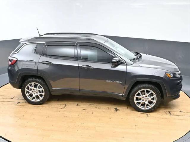 2022 Jeep Compass Latitude Lux 4x4