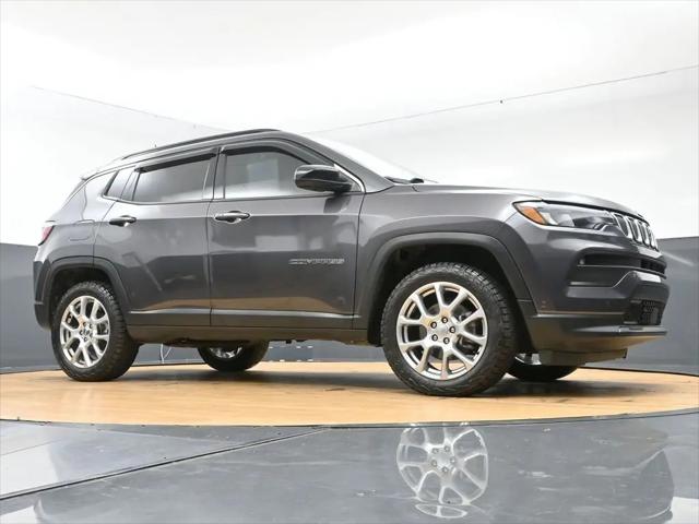 2022 Jeep Compass Latitude Lux 4x4
