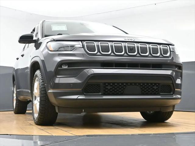 2022 Jeep Compass Latitude Lux 4x4