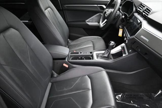 2025 Audi Q3 Premium 45 TFSI S line quattro Tiptronic
