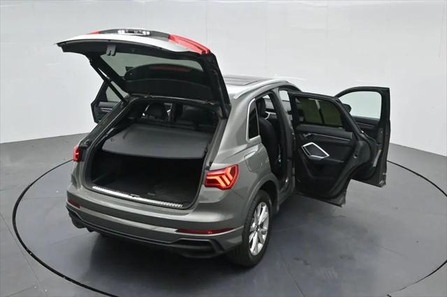 2025 Audi Q3 Premium 45 TFSI S line quattro Tiptronic