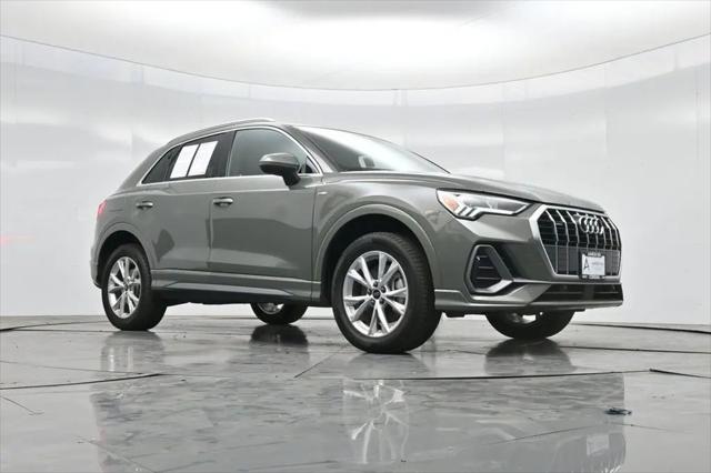 2025 Audi Q3 Premium 45 TFSI S line quattro Tiptronic