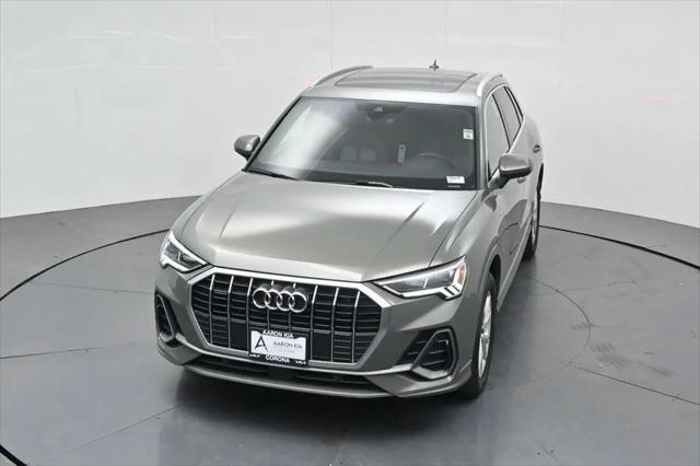 2025 Audi Q3 Premium 45 TFSI S line quattro Tiptronic