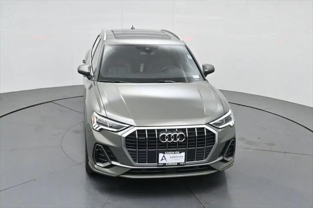 2025 Audi Q3 Premium 45 TFSI S line quattro Tiptronic