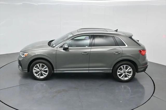2025 Audi Q3 Premium 45 TFSI S line quattro Tiptronic