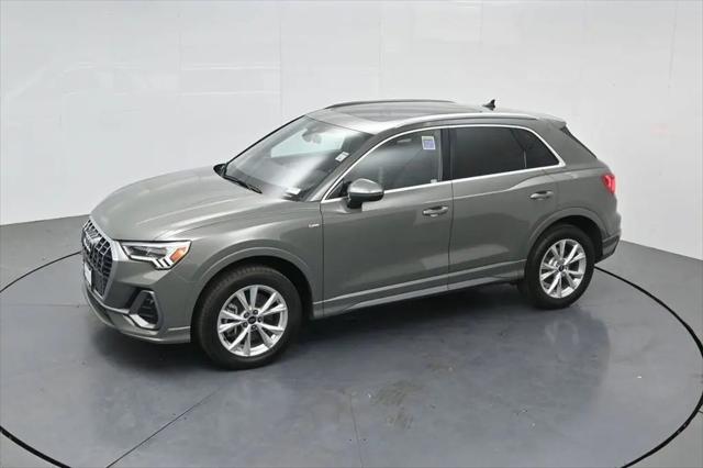 2025 Audi Q3 Premium 45 TFSI S line quattro Tiptronic