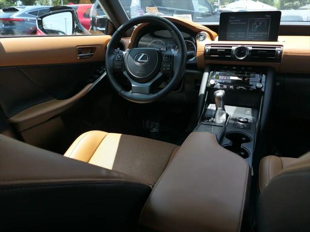 2025 Lexus IS 300 F SPORT Design