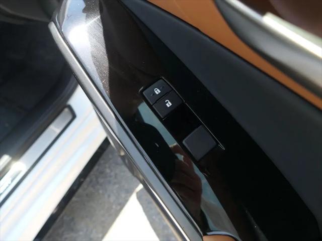2025 Lexus IS 300 F SPORT Design