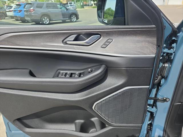 2026 Jeep Grand Cherokee Limited 4x2