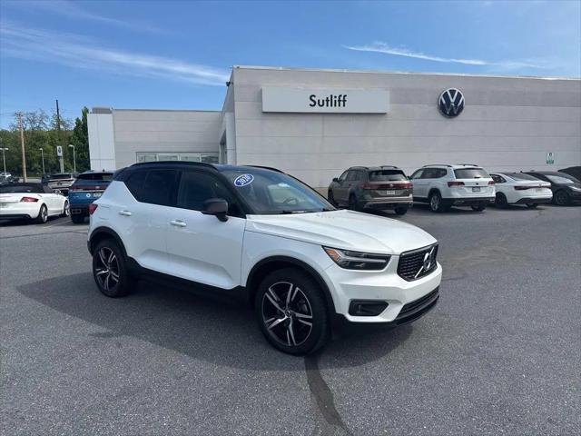 2020 Volvo XC40 T5 R-Design for sale in Harrisburg, PA
