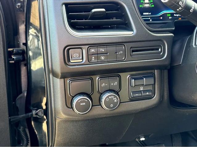 2022 Chevrolet Suburban 2WD RST
