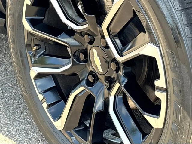 2022 Chevrolet Suburban 2WD RST