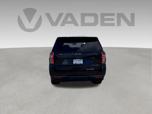 2022 Chevrolet Suburban 2WD RST