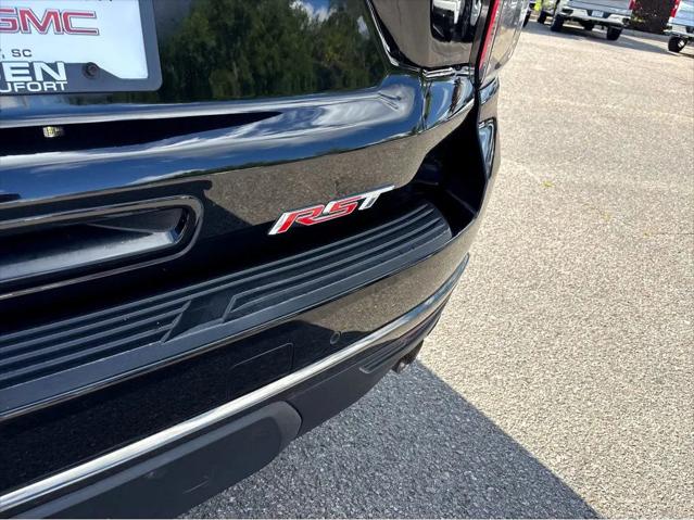 2022 Chevrolet Suburban 2WD RST