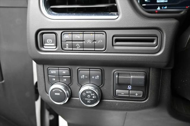 2022 GMC Yukon XL 4WD AT4