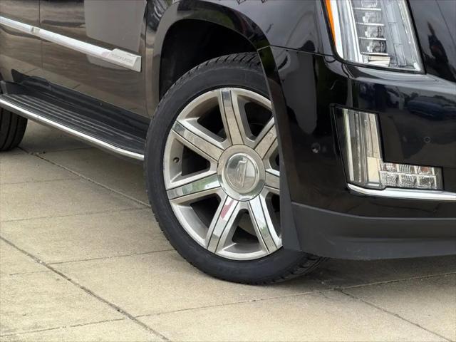 2020 Cadillac Escalade 4WD Luxury