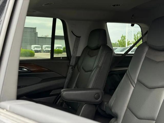 2020 Cadillac Escalade 4WD Luxury
