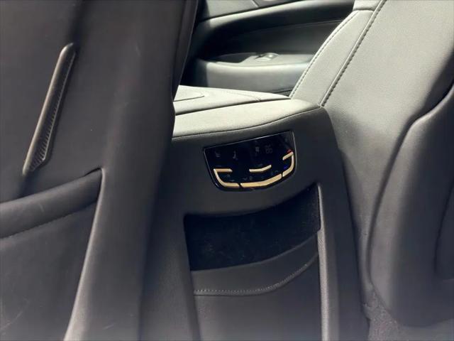 2020 Cadillac Escalade 4WD Luxury