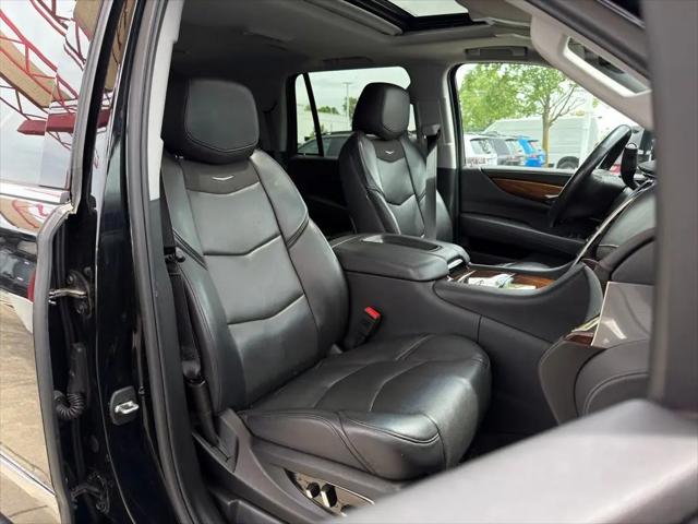 2020 Cadillac Escalade 4WD Luxury