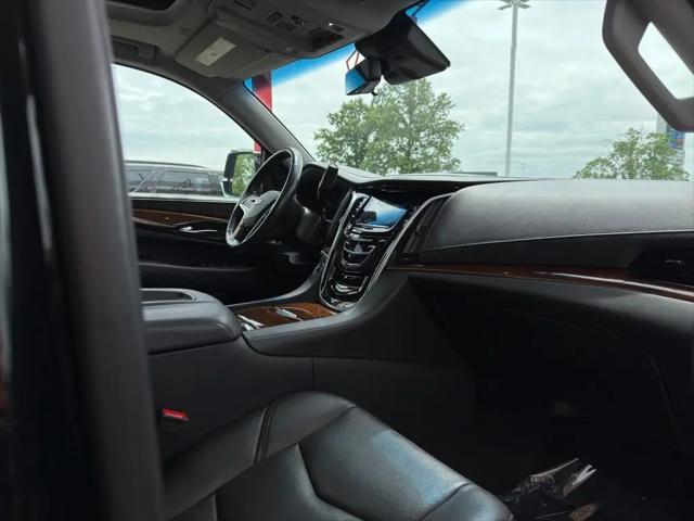2020 Cadillac Escalade 4WD Luxury