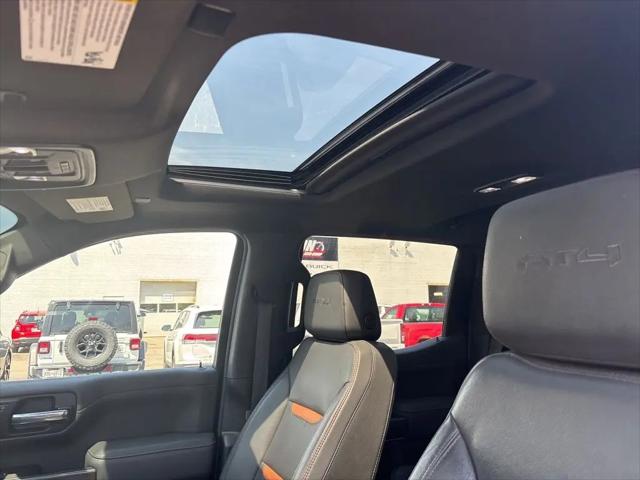 2022 GMC Sierra 1500 Limited 4WD Crew Cab Short Box AT4