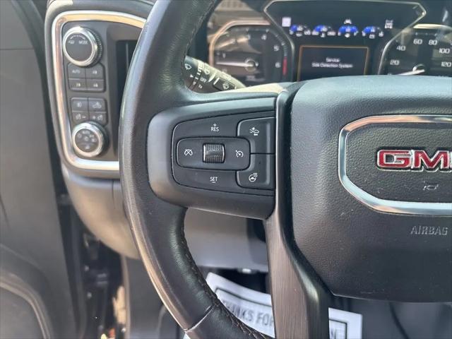 2022 GMC Sierra 1500 Limited 4WD Crew Cab Short Box AT4
