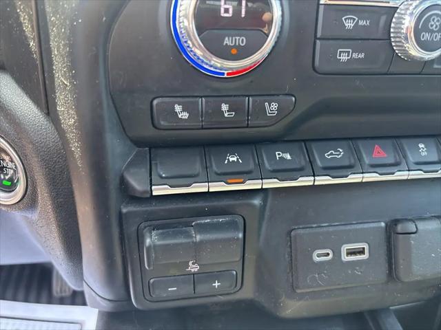 2022 GMC Sierra 1500 Limited 4WD Crew Cab Short Box AT4