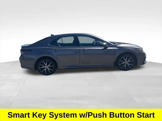 2023 Toyota Camry SE AWD