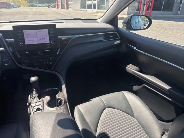 2023 Toyota Camry SE AWD
