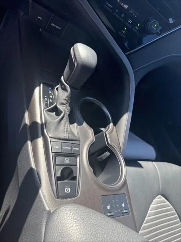 2023 Toyota Camry SE AWD