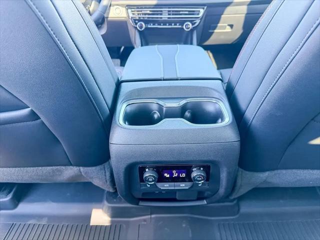 2026 Chevrolet Traverse AWD RS