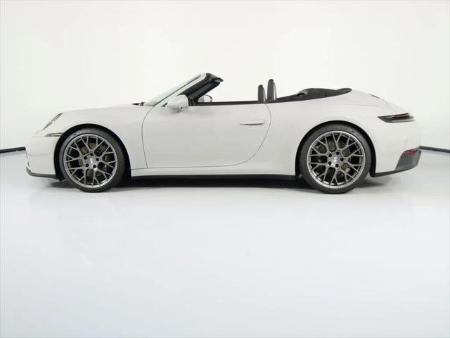 2025 Porsche 911 Carrera T Cabriolet