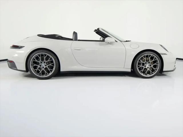 2025 Porsche 911 Carrera T Cabriolet