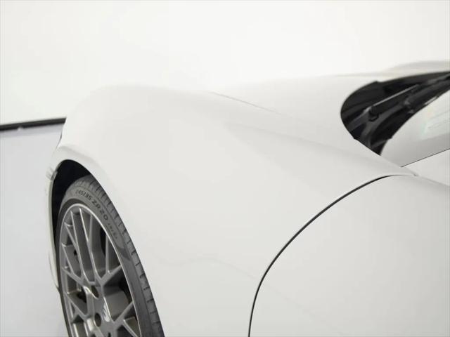 2025 Porsche 911 Carrera T Cabriolet