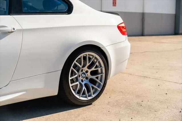 2011 BMW M3 Standard