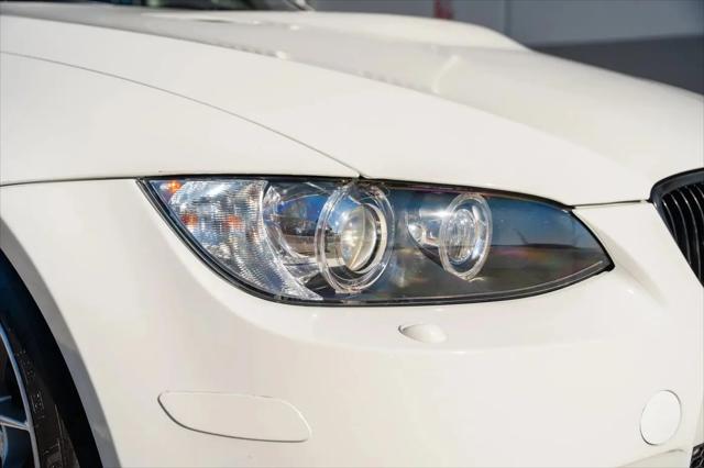 2011 BMW M3 Standard