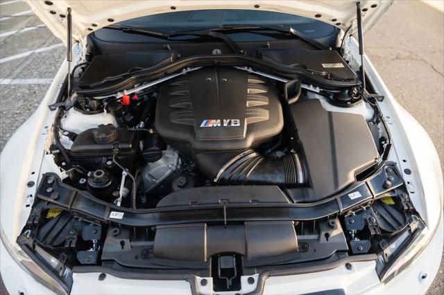 2011 BMW M3 Standard